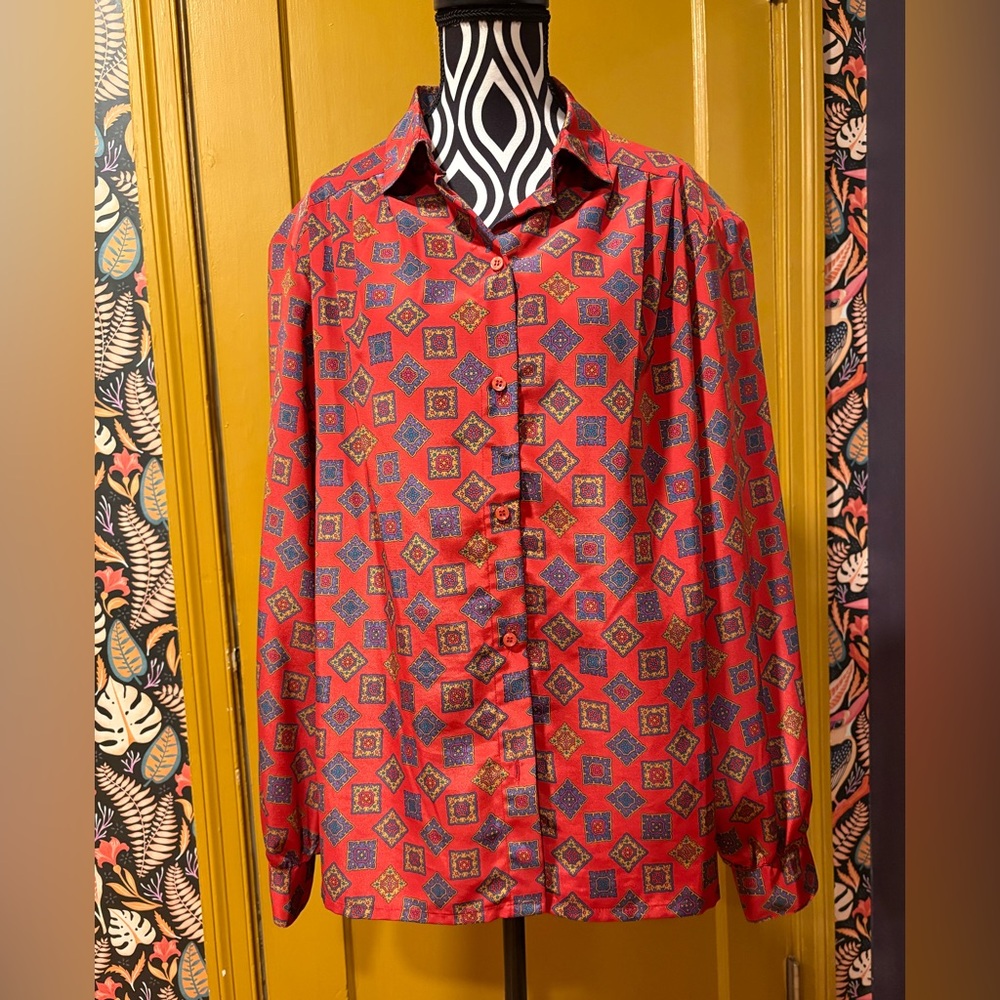 Vintage Red Geometric Print Button-Up Blouse